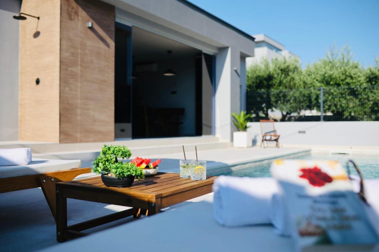 Holiday Home Tia Split Buitenkant foto