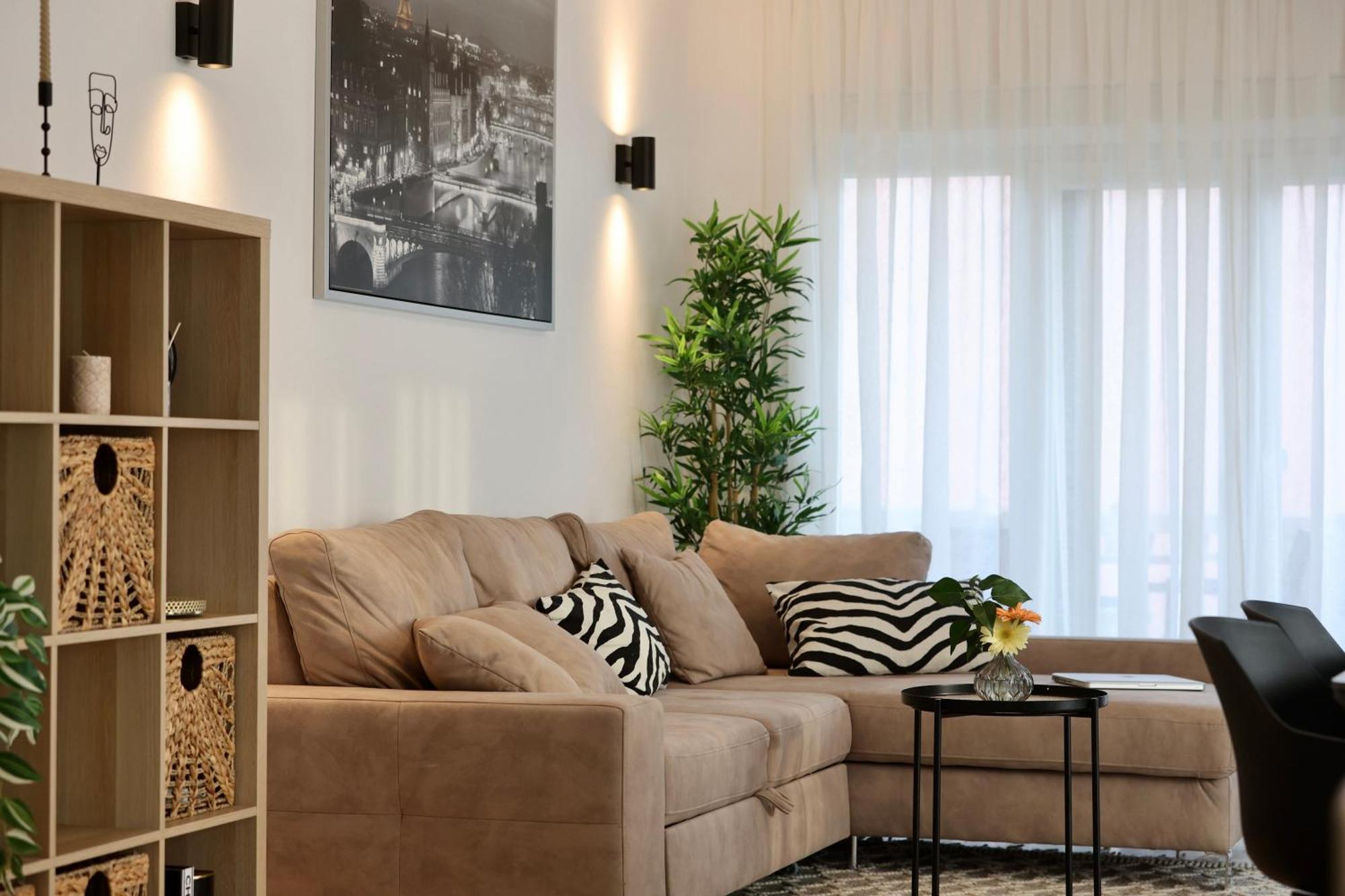 Holiday Home Tia Split Buitenkant foto