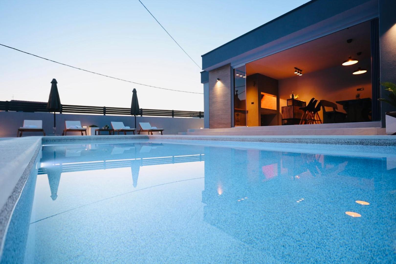 Holiday Home Tia Split Buitenkant foto